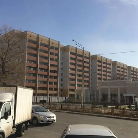 Уютные Апартаменты Прям В Центре Города Pawlodar Exterior foto